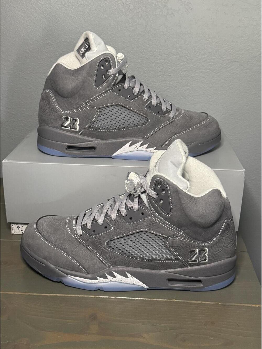 NIKE AIR JORDAN 5 RETRO Wolf Grey